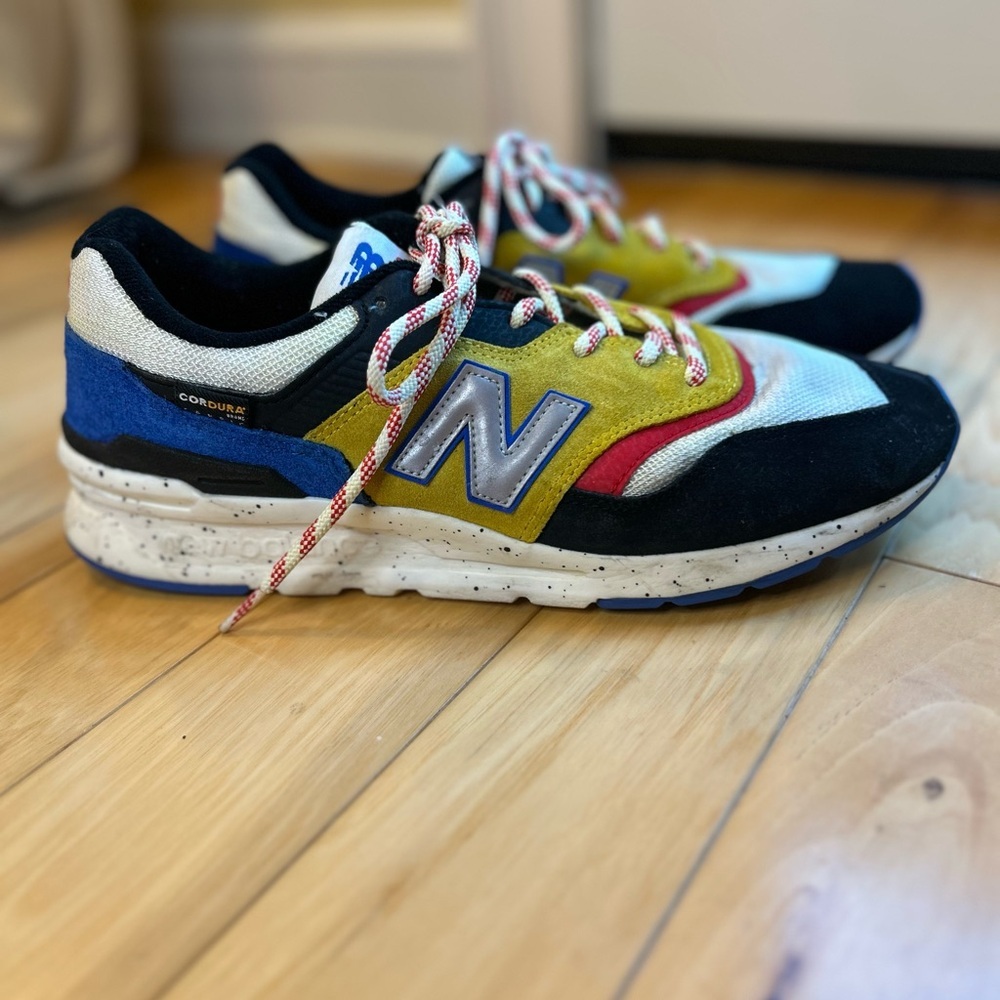 New Balance 997H Multi-Color Men’s Sneakers Athletic Shoes